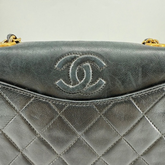 Chanel CC Vintage Quilted Flap Bag - Picture 6 of 16